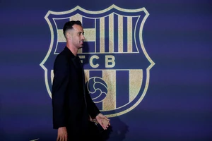 Sau Messi là Busquets đến Jordi Alba rồi ai nữa