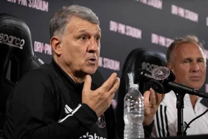 Tân thuyền trưởng Inter Miami tiết lộ về Messi và Busquets