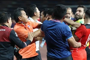 Bóng đá Thái Lan nộp phạt sấp mặt, Thai-Leagia gặp đại hạn