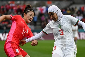 Nữ Morocco, chiếc khăn Hijab và chiến thắng đầu tiên