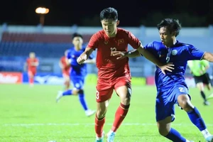 Việt Nam vào bán kết gặp Malaysia, tái hiện trận chung kết SEA Games 32