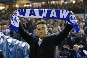 Tỉ phú Thái Lan giải cứu Sheffield Wednesday thoát cảnh nợ đầm đìa ngoạn mục