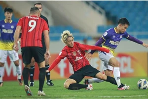 Hà Nội FC tạo địa chấn thắng nhà vô địch châu Á