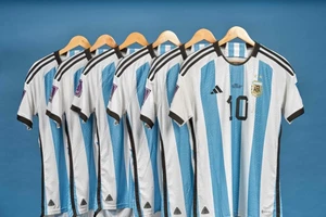 Sotherby “cứu danh dự” cho Messi nhưng cũng không thể