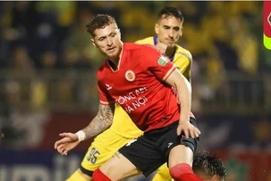 Việt Anh ghi bàn, CA. Hà Nội có trận thắng thứ 2 liên tiếp thời HLV Kiatisak