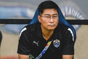 Ứng viên HLV tuyển Việt Nam “nóng tính” hơn thầy Park