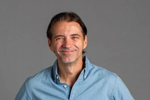 Cựu đồng đội của Lê Huỳnh Đức-Gonzalez làm sếp lớn dẫn tuyển Philippines đến Hà Nội