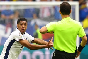 Bellingham có ba ngày để giải thích hành vi khiếm nhã của mình