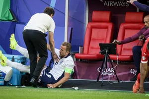 Chùm ảnh tuyển Anh bị troll