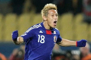 Cựu HLV tuyển Campuchia Keisuke Honda đầu quân cho Paro FC của Bhutan