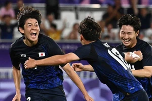 Thực dụng như Tây Ban Nha, mạnh như Nhật Bản