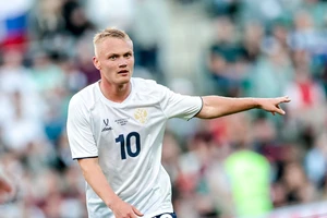 Tiền đạo nhập tịch Nga đến Việt Nam mở đầu cuộc tranh luận