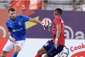 CA. Hà Nội thắng “tuyển Singapore thu nhỏ”