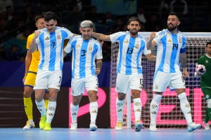Bán kết futsal World Cup 2024: Pháp chạm trán Argentina, xứ “tango” không cho Kazakhstan phá bĩnh