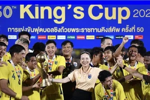 Tuyển Thái Lan vừa “quy hoạch” theo mô hình Indonesia liền dẹp bỏ