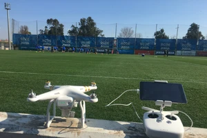 AFF Cup 2024: Thiết bị lạ xuất hiện trên sân tập của tuyển Malaysia trước trận gặp Campuchia