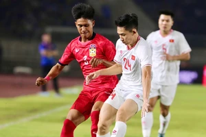 Tuyển Việt Nam: Thắng một cuộc chiến và thắng một trận đánh