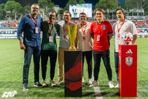 Đội tuyển Singapore "lấy vía" 26 năm bất thành