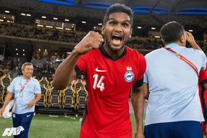 Trung vệ Hariss Harun: “Singapore bị đánh cắp 1 quả phạt đền”