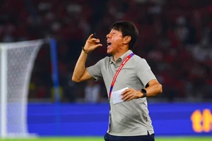 HLV Shin Tae-yong tự đưa mình vào “chỗ chết”