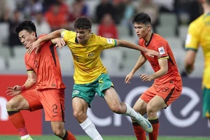 Thái Lan tự hào rời cuộc chơi, chủ nhà Trung Quốc săn vé World Cup