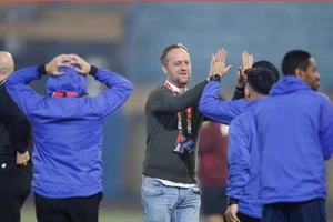 HLV Mano Polking còn Cúp C1 Đông Nam Á