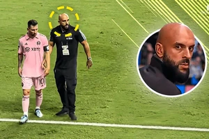 Vệ sĩ của Messi bị cấm vào sân bảo vệ thân chủ