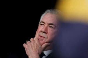 HLV Carlo Ancelotti có chơi 'mèo vờn chuột' với 'đội tuyển khốn khổ' Brazil?