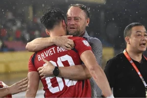 HLV Mano Polking và Osmar Loss