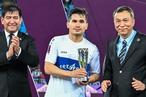 Bóng đá Campuchia ngẩng cao đầu với ngôi á quân châu Á