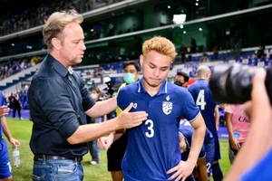 HLV Mano Polking muốn đập tan giấc mơ ăn bốn của Buriram