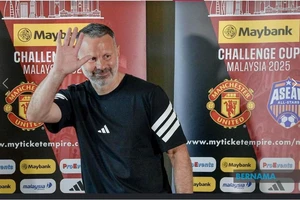 Huyền thoại MU Giggs đi tiền trạm trước trận ASEAN All Stars-MU