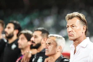 Cựu HLV Nam Định Herve Renard: Số rất vất vả