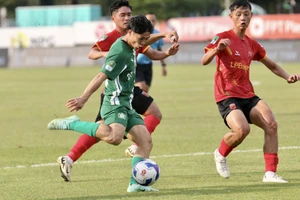 Show diễn của Nguyễn Công Phượng trên sân Thống Nhất 