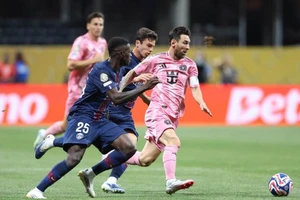 Inter Miami của Messi toàn cầu thủ phong trào không thua PSG mới lạ 