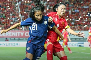 Huỳnh Như lùi về và không ghi bàn là đòn độc