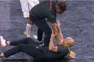 Trận futsal quốc gia tranh hạng 3 kết thúc bằng “đòn UFC” ở Malaysia