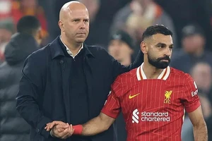 Bóng đá Saudi Arabia làm như thế làm sao Slot “giáo dục” Salah