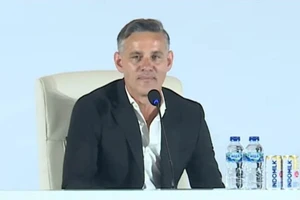 HLV John Herdman của tuyển Indonesia “nhỏ nhưng có võ”