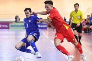 Tuyển Việt Nam ngược dòng ngoạn mục đánh bại Kuwait