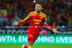 “Sát thủ mặt thẹo” 2 lần chọc thủng lưới Nguyễn Filip