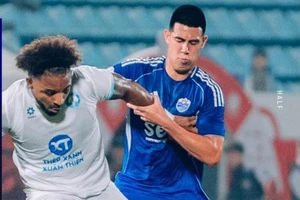 Nguyễn Xuân Son... lại “nổ súng” theo cách rất son