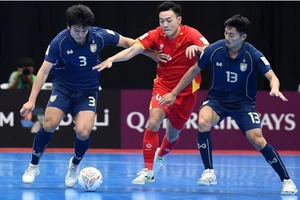 Tuyển Việt Nam và Thái Lan giấu bài, hồi hộp chờ tránh chủ nhà Indonesia ở tứ kết 