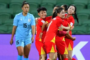 Tuyển Việt Nam có Vạn Sự và... như ý