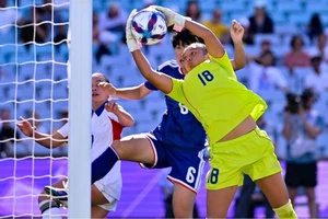 Tuyển Philippines có số hưởng, còn Uzbekistan lại cho mình may mắn