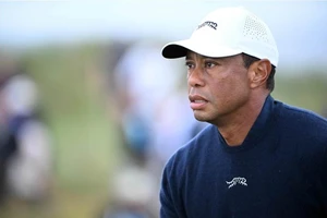 Sốc: Siêu sao Tiger Woods khai với cảnh sát chuyện động trời liên quan đến Tổng thống Mỹ