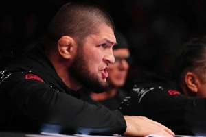 Lý do độc cô cầu bại Khabib đang gây phẫn nộ ở Thái Lan