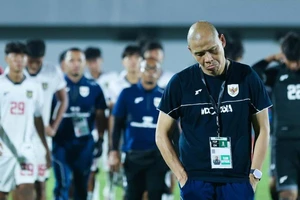 Vừa biết Indonesia cùng bảng với Việt Nam, HLV chủ nhà đã... suy sụp