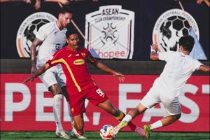 “Tự bắn vào chân mình”, CLB Nam Định lại thua Selangor