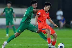 Nhờ HLV người Nhật, U-17 Trung Quốc loại chủ nhà